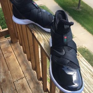 Lebron Soldier XII SFG